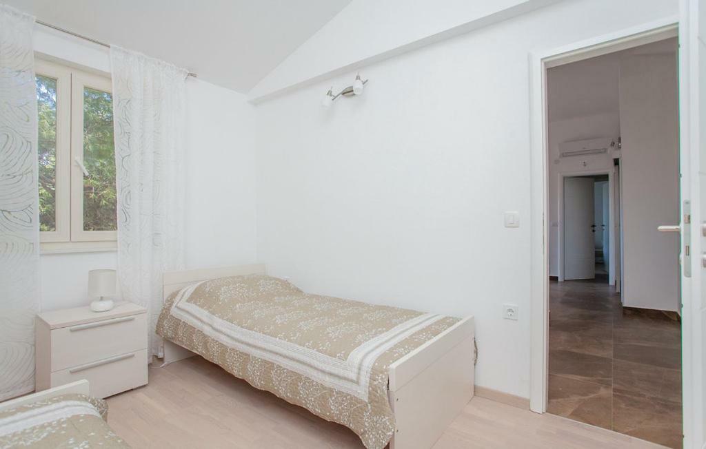 Apartment Zanetic Prizba Buitenkant foto