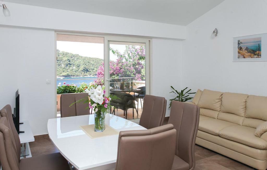 Apartment Zanetic Prizba Buitenkant foto